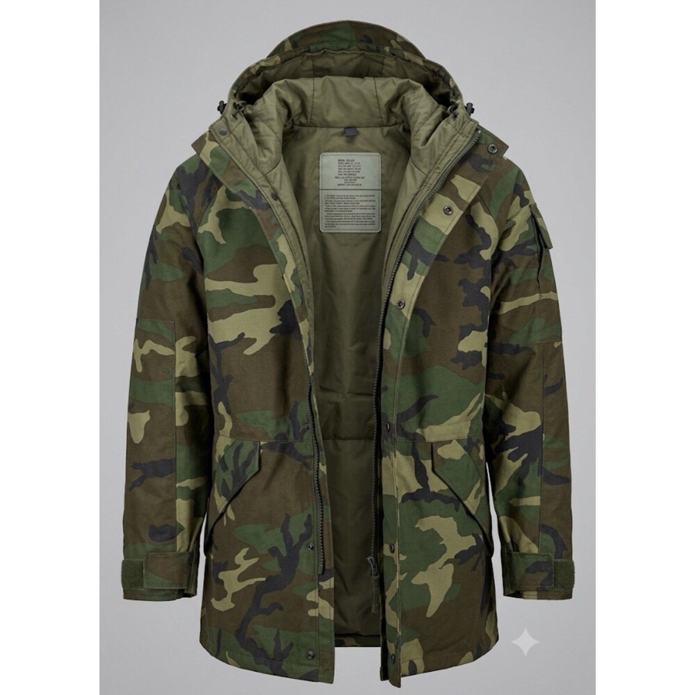 US Military ECWCS Woodland Camo Cold Weather Parka Gore-Tex Jacket SZ M Reg